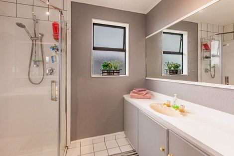 Photo of property in 27 Norwich Crescent, Tamatea, Napier, 4112