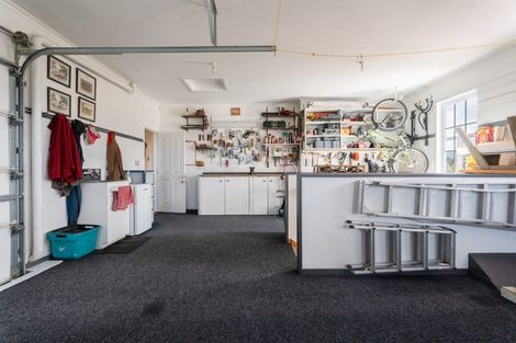 Photo of property in 159 Westchester Drive, Churton Park, Wellington, 6037