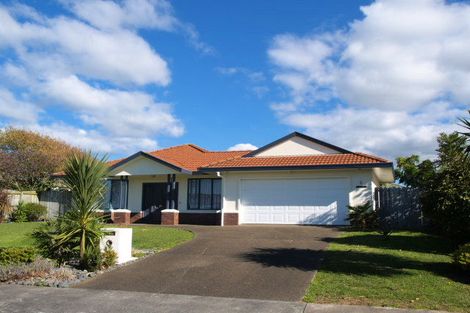 Photo of property in 6 Camerton Close, Northpark, Auckland, 2013