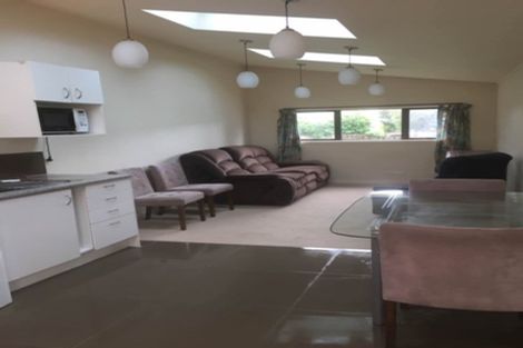 Photo of property in 8 Keldale Place, Forrest Hill, Auckland, 0620