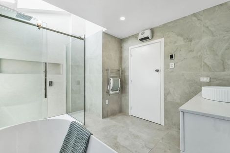 Photo of property in 22 Waipapa Avenue, Diamond Harbour, 8972