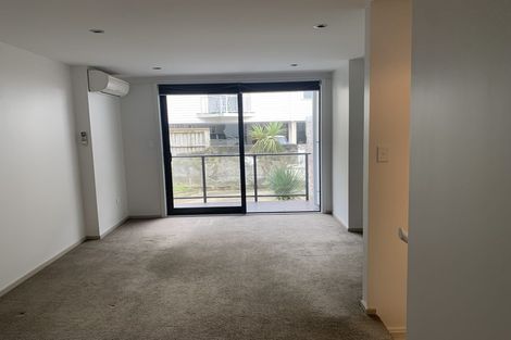 Photo of property in 3/464 Adelaide Road, Berhampore, Wellington, 6023