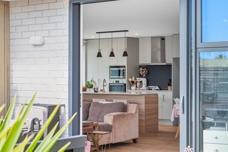 Photo of property in 30a Links Avenue, Mount Maunganui, 3116