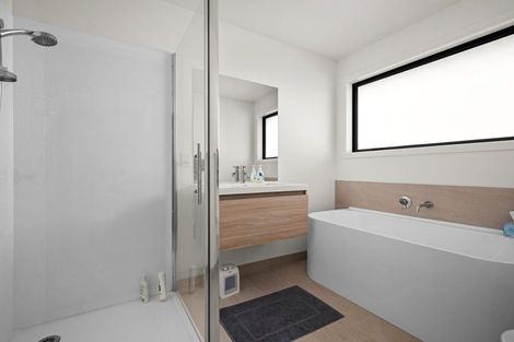 Photo of property in 21 Thyme Fields Road, Springvale, 9393