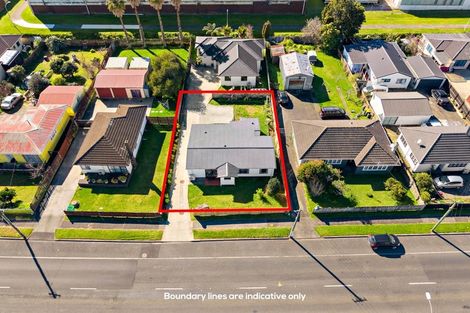 Photo of property in 14 Plunket Avenue, Papatoetoe, Auckland, 2104