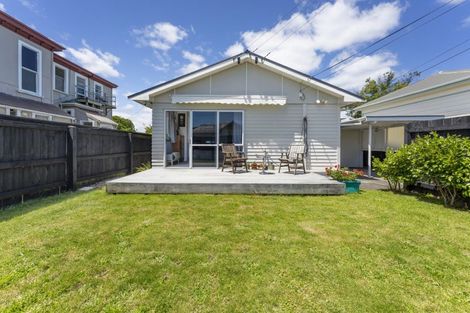 Photo of property in 32a Bay Street, Petone, Lower Hutt, 5012