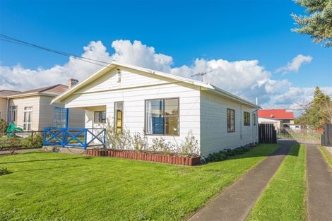 Photo of property in 8 Abbot Street, Gonville, Whanganui, 4501