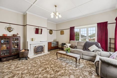 Photo of property in 58 Hargest Crescent, Saint Kilda, Dunedin, 9012