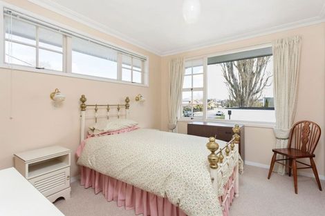 Photo of property in 11 Daresbury Lane, Fendalton, Christchurch, 8014