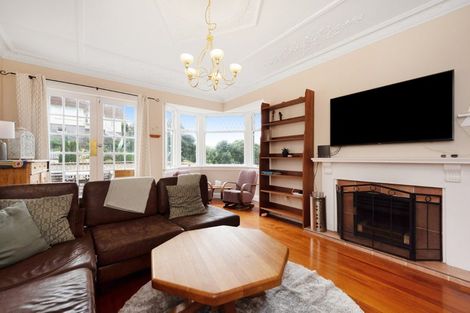 Photo of property in 13 Valley Street, Island Bay, Wellington, 6023