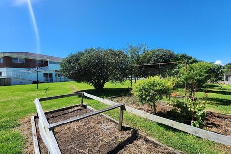 Photo of property in 36 Jans Terrace, Oakura, 4314