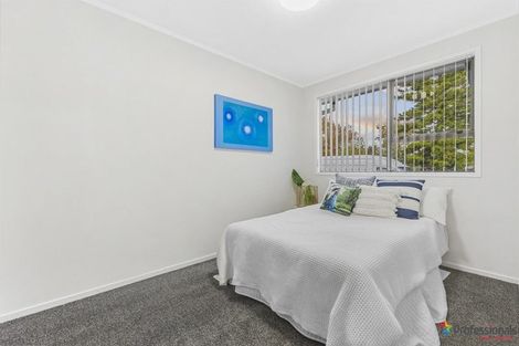 Photo of property in 1/7 Mon Desir Place, Manurewa, Auckland, 2102