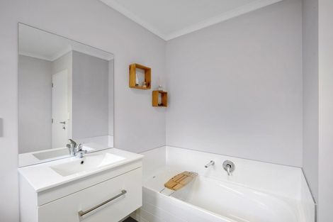 Photo of property in 6 Hurutini Way, Halswell, Christchurch, 8025