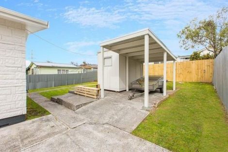 Photo of property in 9 Serrano Place, Clover Park, Auckland, 2023
