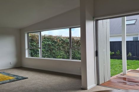 Photo of property in 2/5 Camden Road, Sandringham, Auckland, 1025