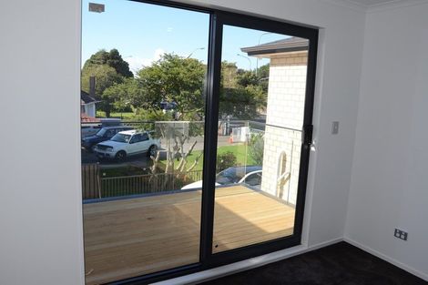 Photo of property in 501c Massey Road, Mangere, Auckland, 2022