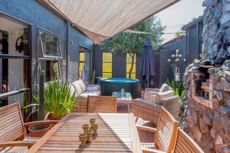 Photo of property in 86 Field Way, Waikanae Beach, Waikanae, 5036