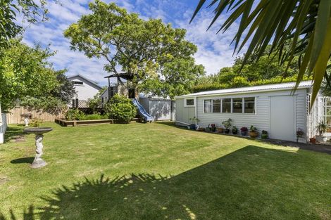 Photo of property in 16 Princes Street, Northcote Point, Auckland, 0627