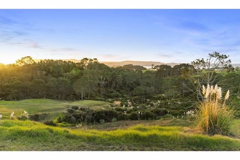 Photo of property in 16 Tearoe Road, Manukau Heads, Waiuku, 2684