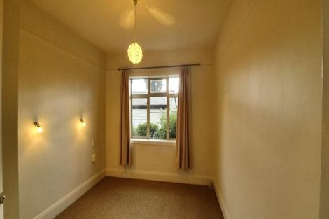 Photo of property in 24 Riverview Street, Beckenham, Christchurch, 8023