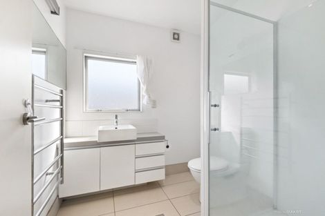 Photo of property in 75 Saddleback Grove, Karori, Wellington, 6012