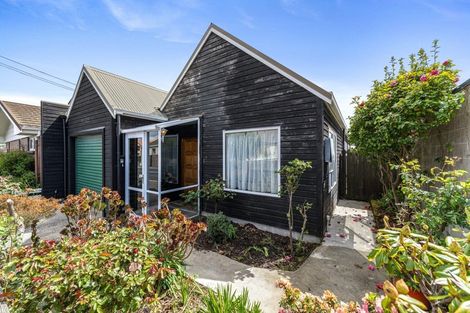 Photo of property in 84 Bay View Road, South Dunedin, Dunedin, 9012