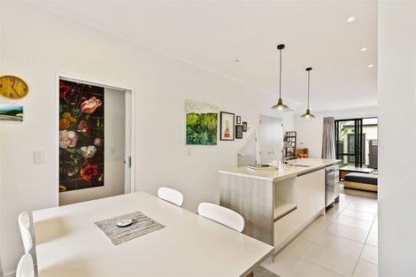 Photo of property in 33 De Havilland Road, Hobsonville, Auckland, 0616