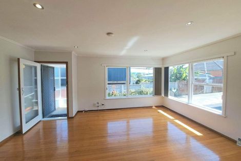Photo of property in 3/87 Lake Road, Belmont, Auckland, 0622