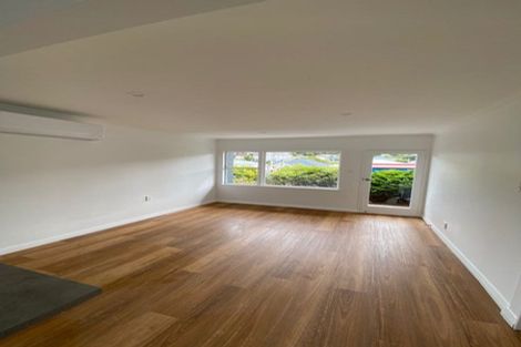 Photo of property in 1/17 The Parade, Island Bay, Wellington, 6023