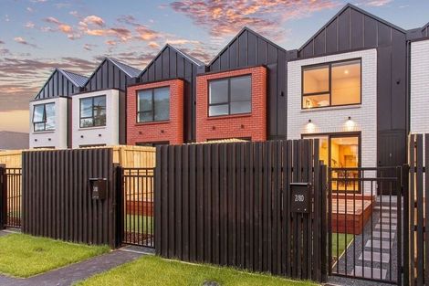 Photo of property in 2/80 Milton Street, Somerfield, Christchurch, 8024