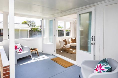 Photo of property in 234 Wairakei Road, Bryndwr, Christchurch, 8053