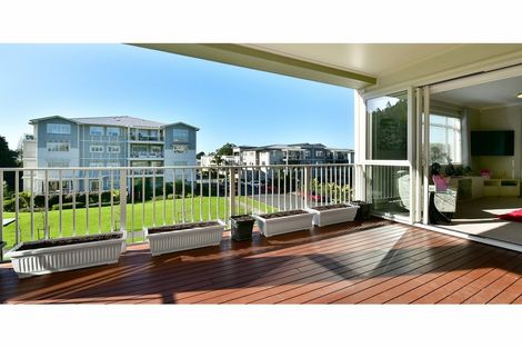 Photo of property in 64 Eaves Bush Parade, Orewa, 0931