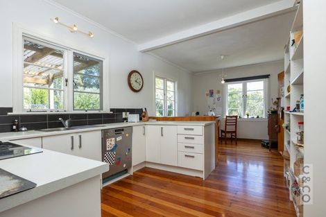 Photo of property in 29 Cambridge Road, Riverhead, 0820