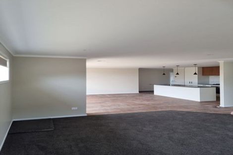 Photo of property in 74 Hokioi Drive, Kenepuru, Porirua, 5022