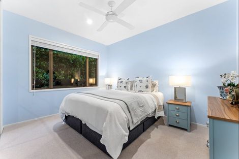 Photo of property in 4 Taumata Road, Omaha, Warkworth, 0986