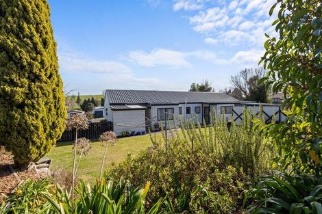 Photo of property in 2 Montgomery Crescent, Putaruru, 3411