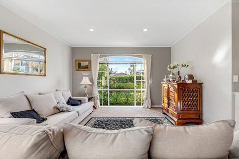 Photo of property in 5 Bronte Place, Somerville, Auckland, 2014