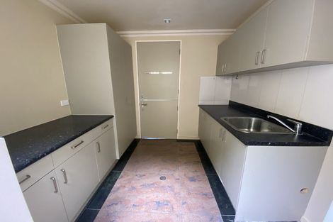 Photo of property in 19 Bunker Way, Strathmore Park, Wellington, 6022