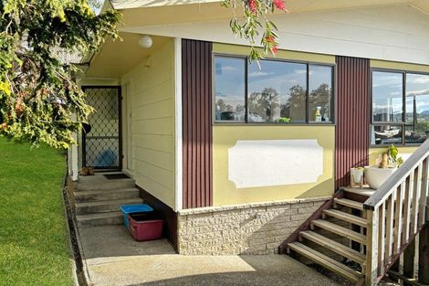 Photo of property in 52 Hilltop Avenue, Morningside, Whangarei, 0110
