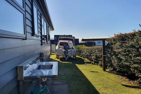 Photo of property in 34a Torkar Road, Clarks Beach, 2122