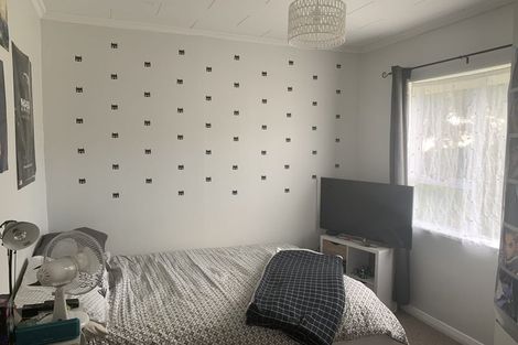 Photo of property in 16 York Street, Moera, Lower Hutt, 5010