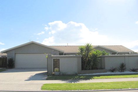 Photo of property in 8 Reef Avenue, Papamoa Beach, Papamoa, 3118