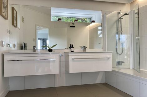 Photo of property in 21 Kabul Street, Khandallah, Wellington, 6035