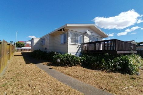 Photo of property in 9 Greenstone Place, Clover Park, Auckland, 2019