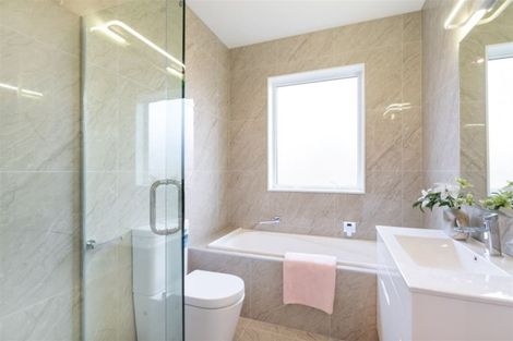 Photo of property in 17 Jeroboam Loop, Kumeu, 0810