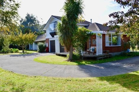 Photo of property in 75 Freemans Road, Otaki, 5512