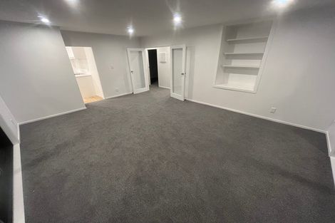 Photo of property in 2/19 Gulf Crest, Bucklands Beach, Auckland, 2012