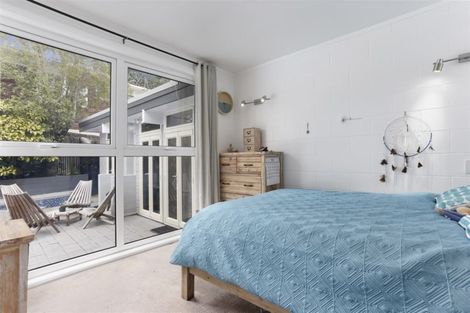 Photo of property in 43 Knightsbridge Drive, Forrest Hill, Auckland, 0620