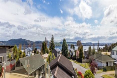 Photo of property in 11 Logan Avenue, Wharewaka, Taupo, 3330