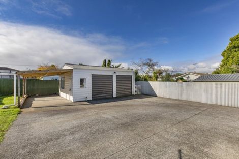 Photo of property in 76 Thompson Terrace, Manurewa, Auckland, 2102